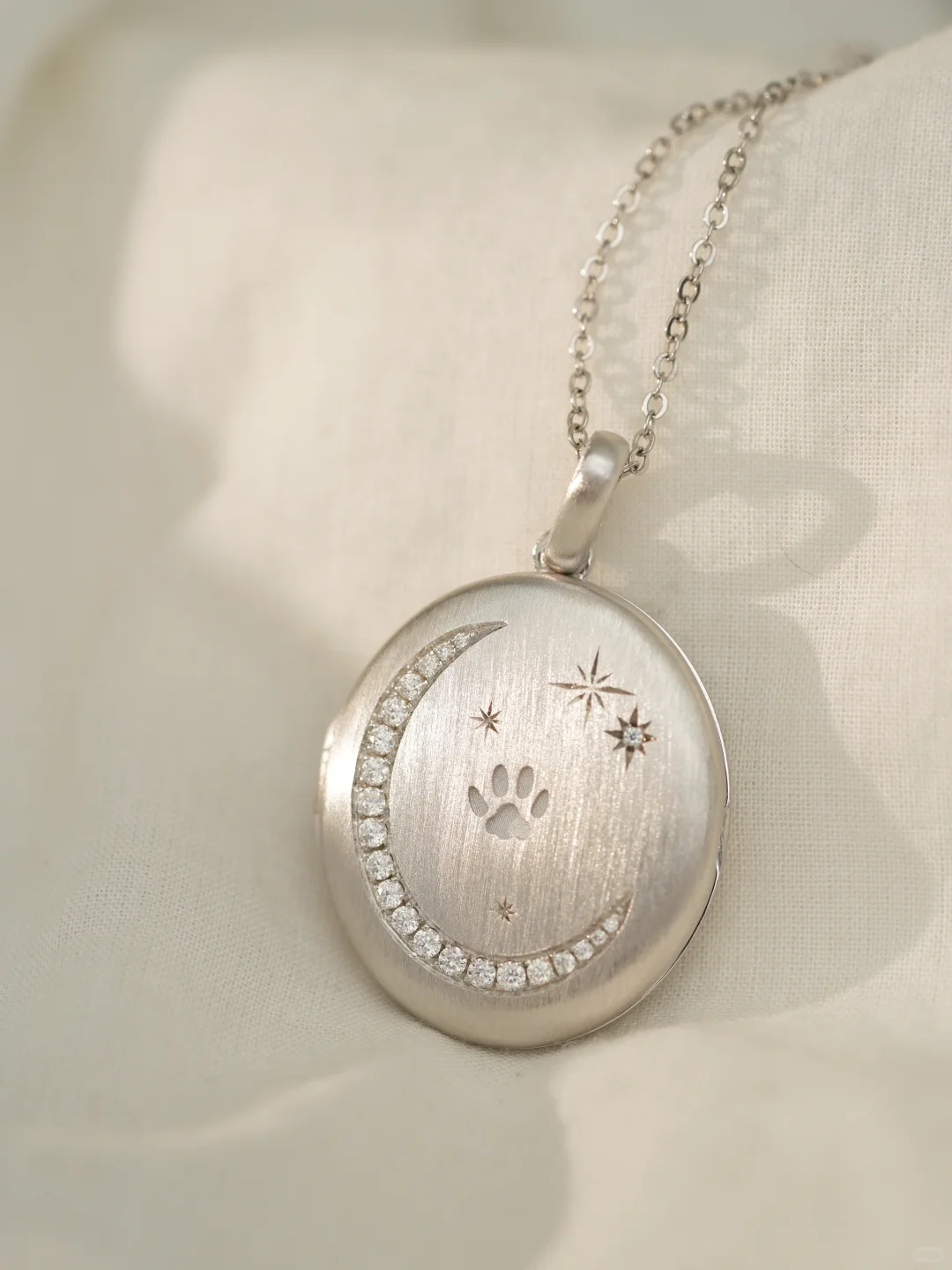 Keepsake Pet Locket - view 3