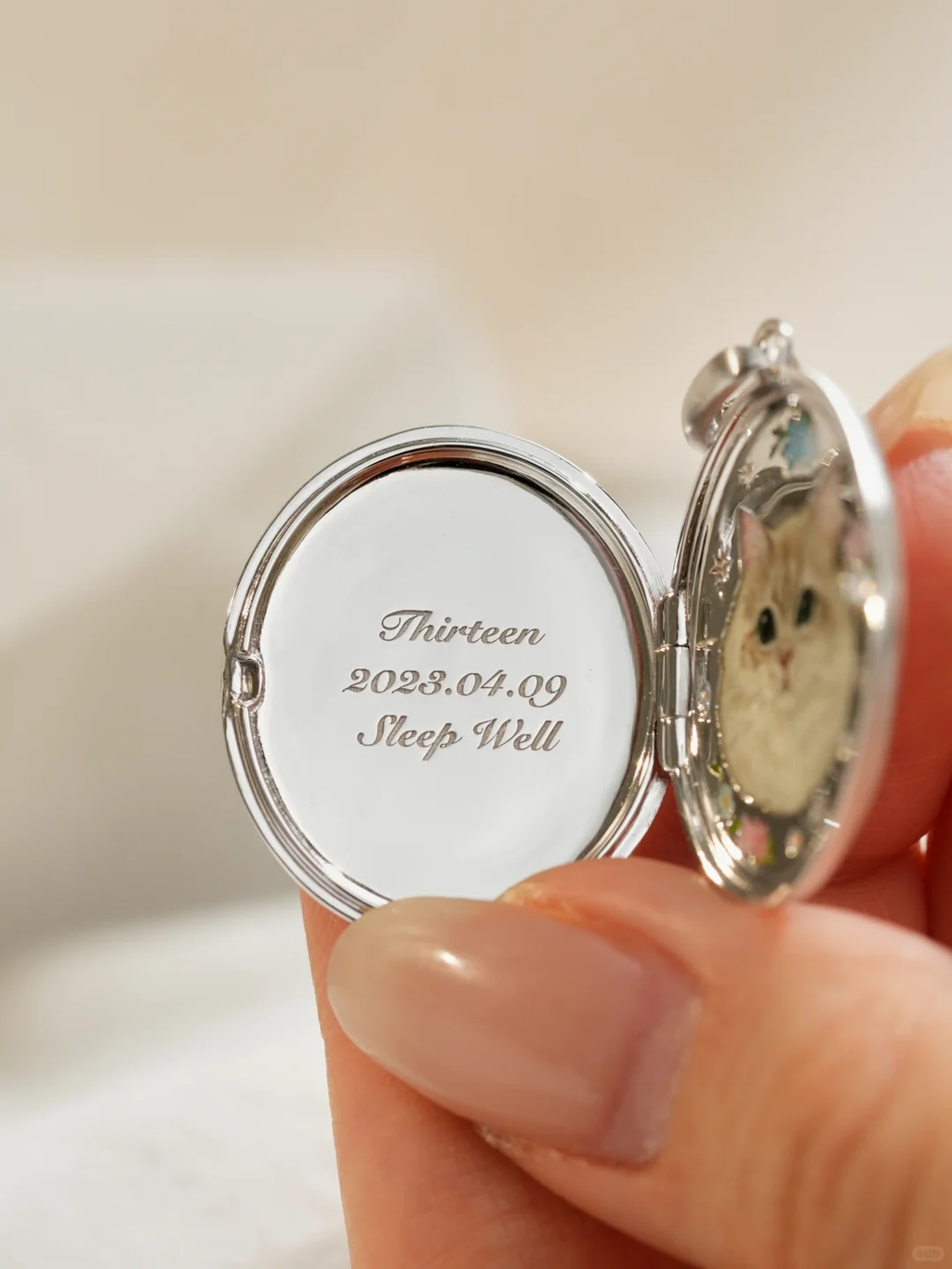 Keepsake Pet Locket - view 2